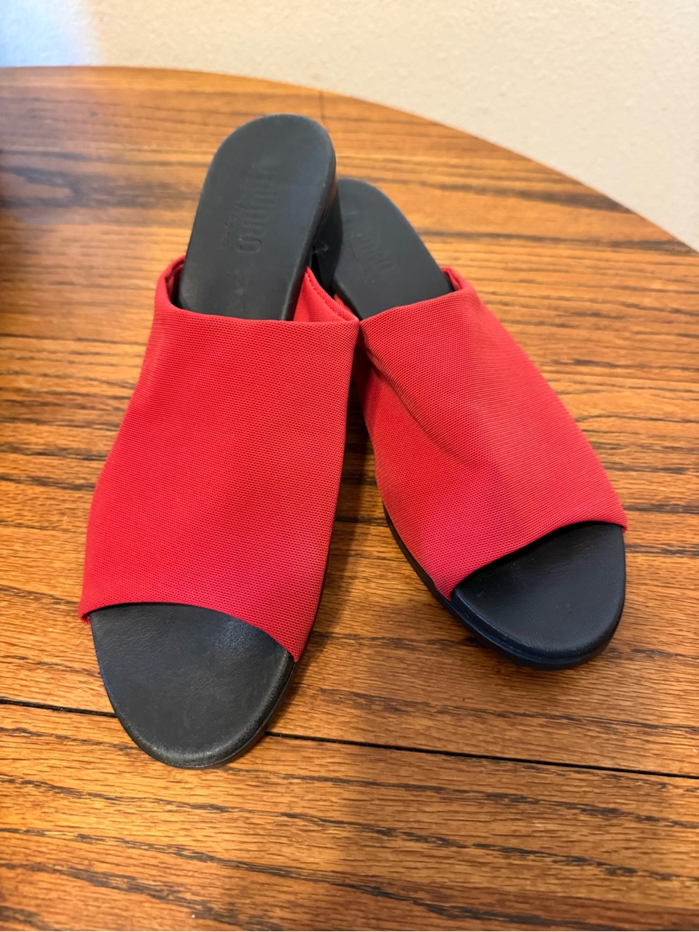 Vintage Y2K 2000s 90s slides platform shoes indie sleeze